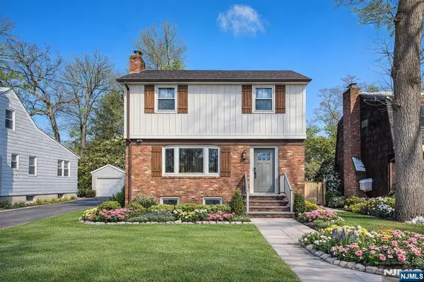 63 Chestnut Drive, Wayne, NJ 07470