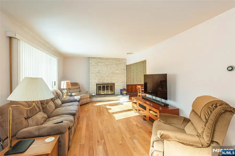 63 Chestnut Drive, Wayne, NJ 07470 - #3