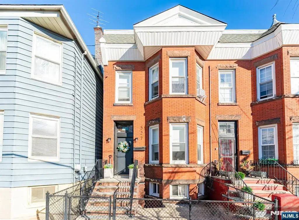 527 3rd Street, East Newark, NJ 07029 - #1