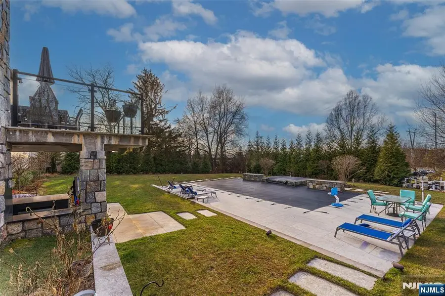 281 Beaufort Avenue, Livingston, NJ 07039 - #2