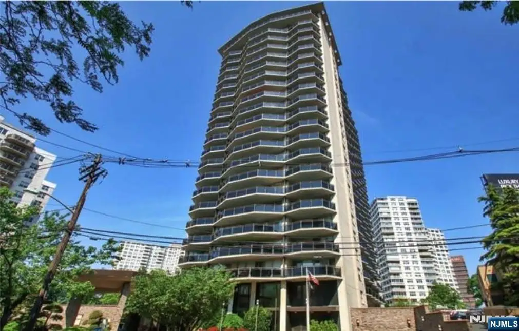 2077 Center Avenue 20J, Fort Lee, NJ 07024 - #1