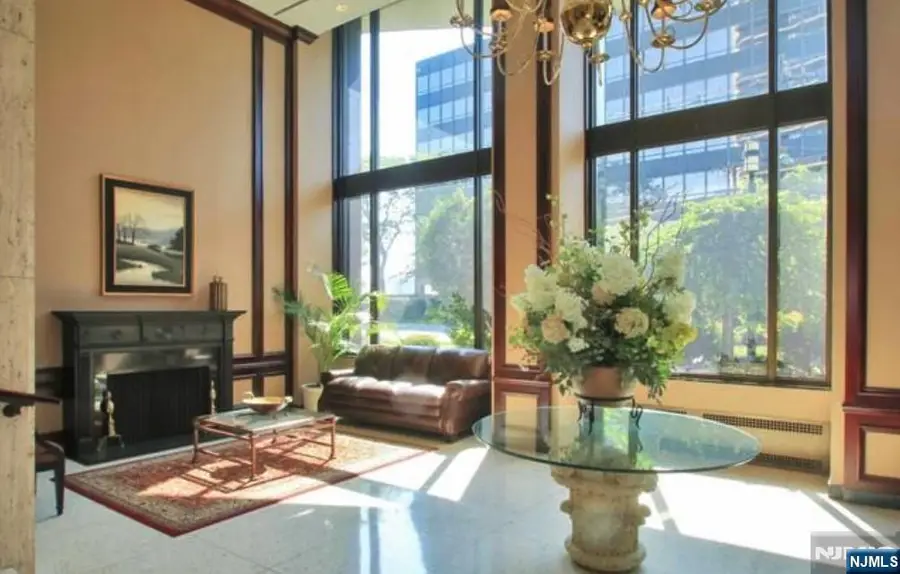 2077 Center Avenue 20J, Fort Lee, NJ 07024 - #2