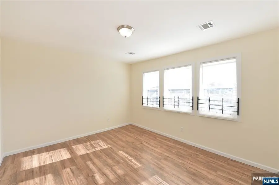 349-351 Osborne Terrace, Newark, NJ 07112 - #3