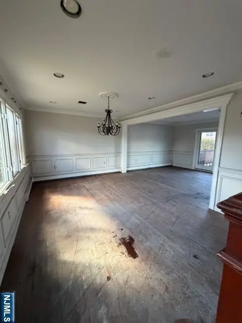 1 Knollwood Road, Totowa, NJ 07512 - #3