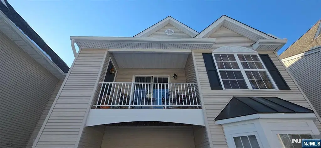 458 Cambridge Drive, Butler, NJ 07405 - #1