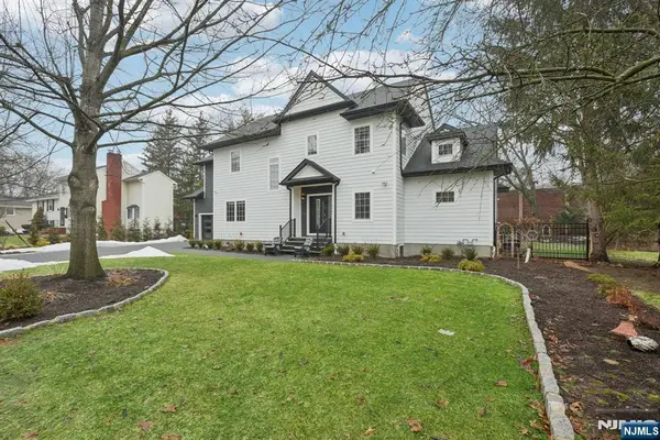 109 Arbor Drive, Ho-Ho-Kus, NJ 07423