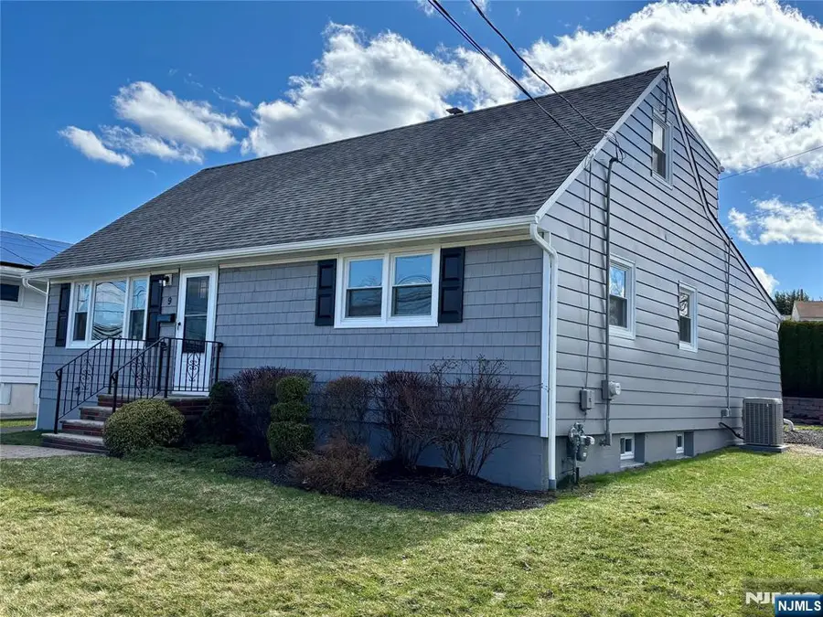9 Joan Place, Clifton, NJ 07012 - #2
