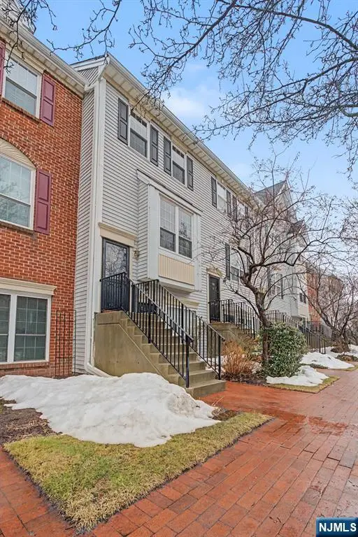 111 Cottonwood Street, Jersey City, NJ 07305 - #2