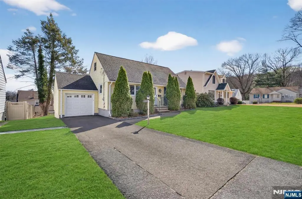 8 Laurel Street, Hawthorne, NJ 07506 - #1