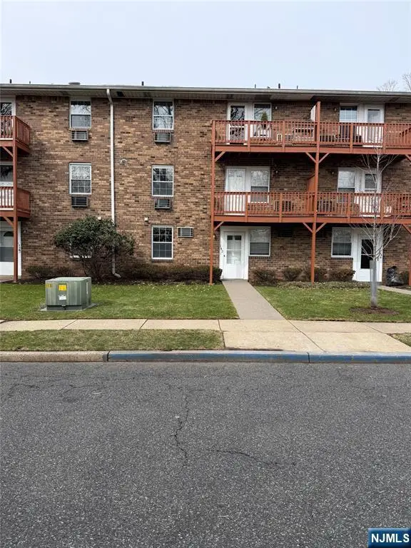 142 Maple Street 142, Teaneck, NJ 07666 - #1
