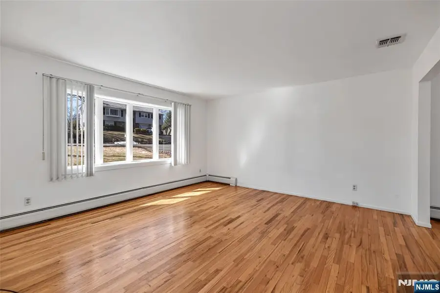 14 Forsgate Drive, Ringwood, NJ 07456 - #3