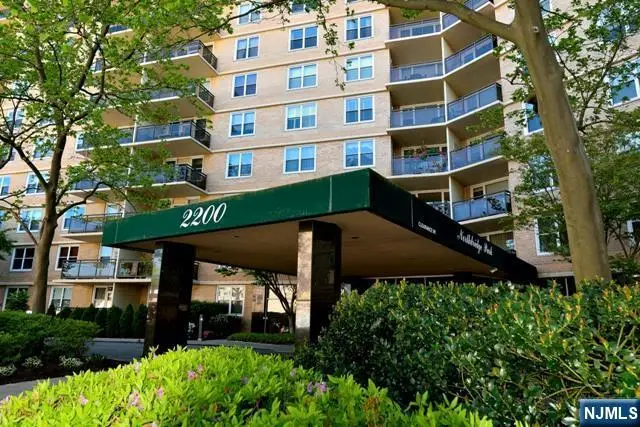 2200 Central Road 15N, Fort Lee, NJ 07024 - #1