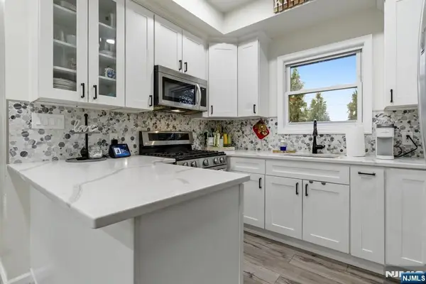 103 Rutherford Place, North Arlington, NJ 07031