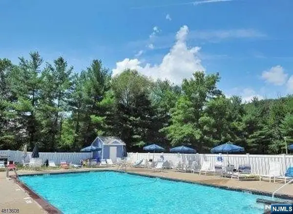 194 Robertson Way 914, Lincoln Park Borough, NJ 07035