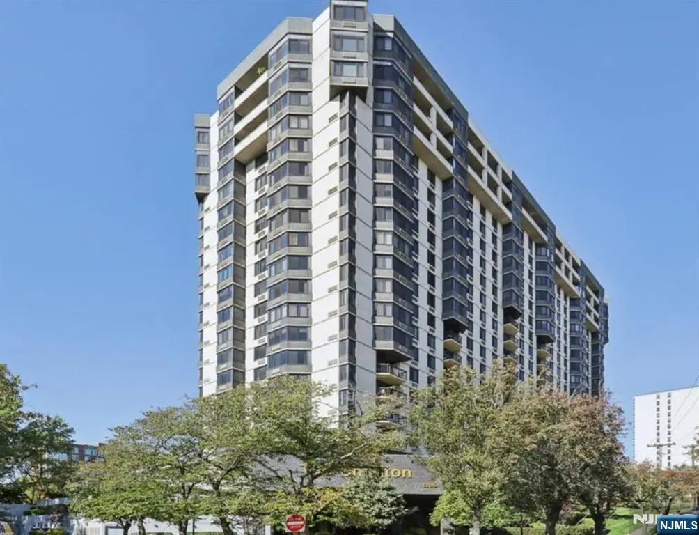 1265 15th Street 17A, Fort Lee, NJ 07024 - #1