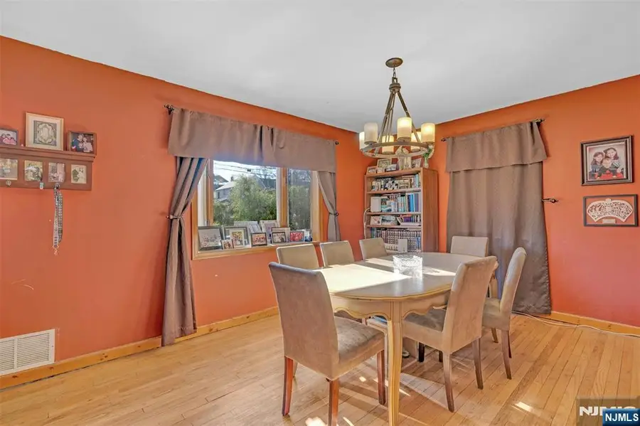 60 Westview Drive, Bergenfield, NJ 07621 - #3