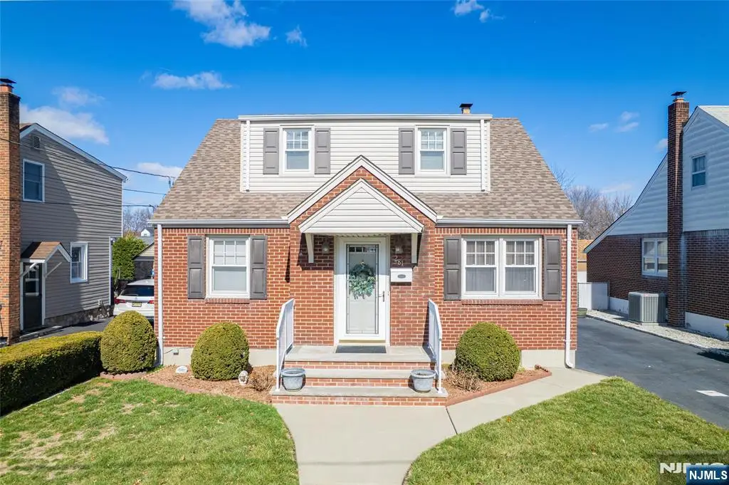 281 Fencsak Avenue, Elmwood Park, NJ 07407 - #1