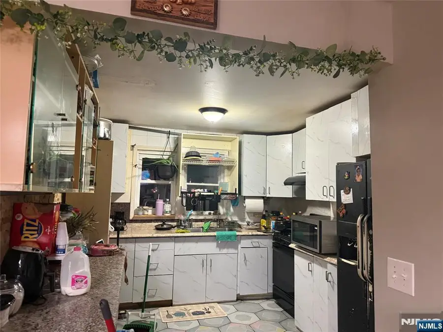 39.5 Sunset Avenue, Newark, NJ 07106 - #3