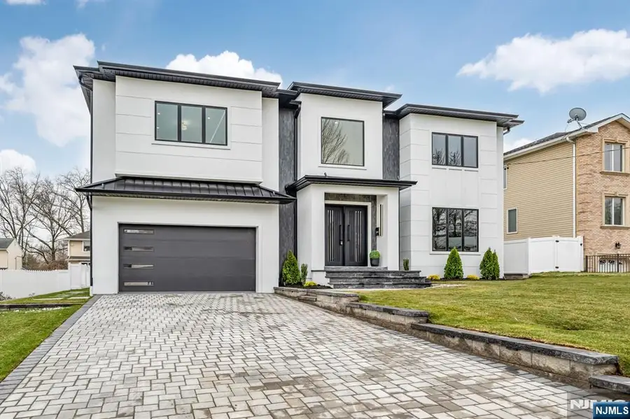 234 Vivien Court, Paramus, NJ 07652 - #3