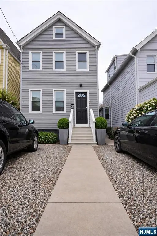 633 Thomas Boulevard, East Orange, NJ 07017 - #1