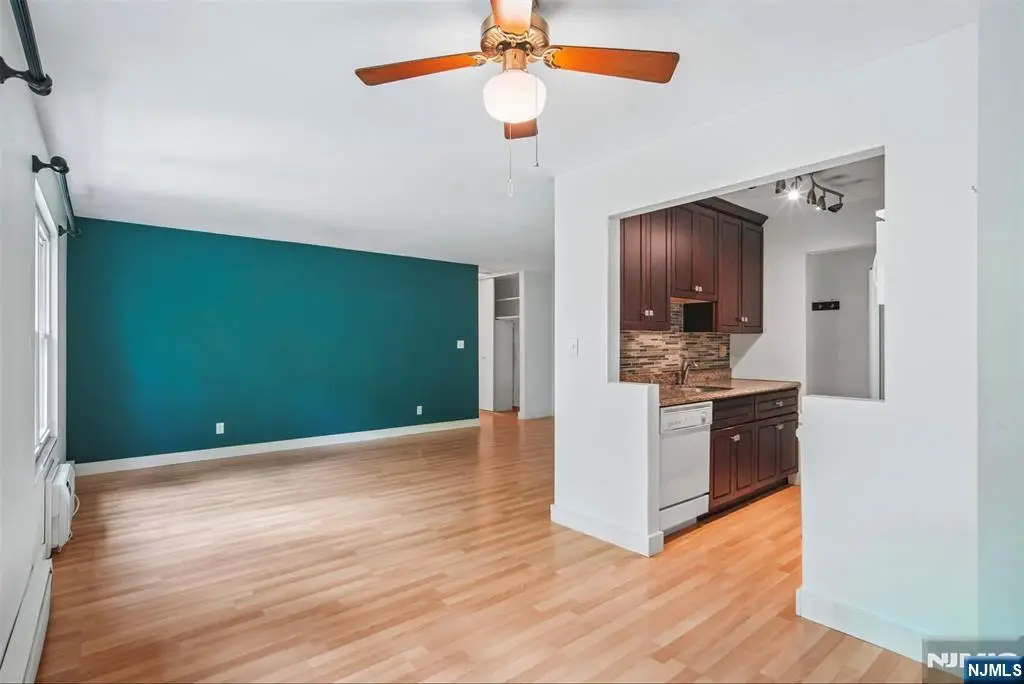 100 Pierson Miller Drive F21, Pompton Lakes, NJ 07442 - #1