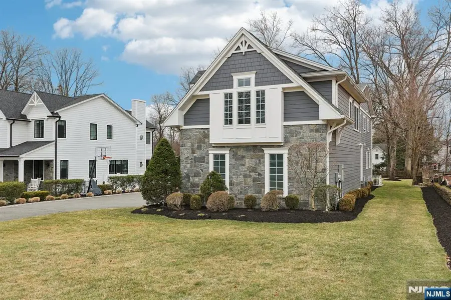 16 Norman Place, Tenafly, NJ 07670 - #3