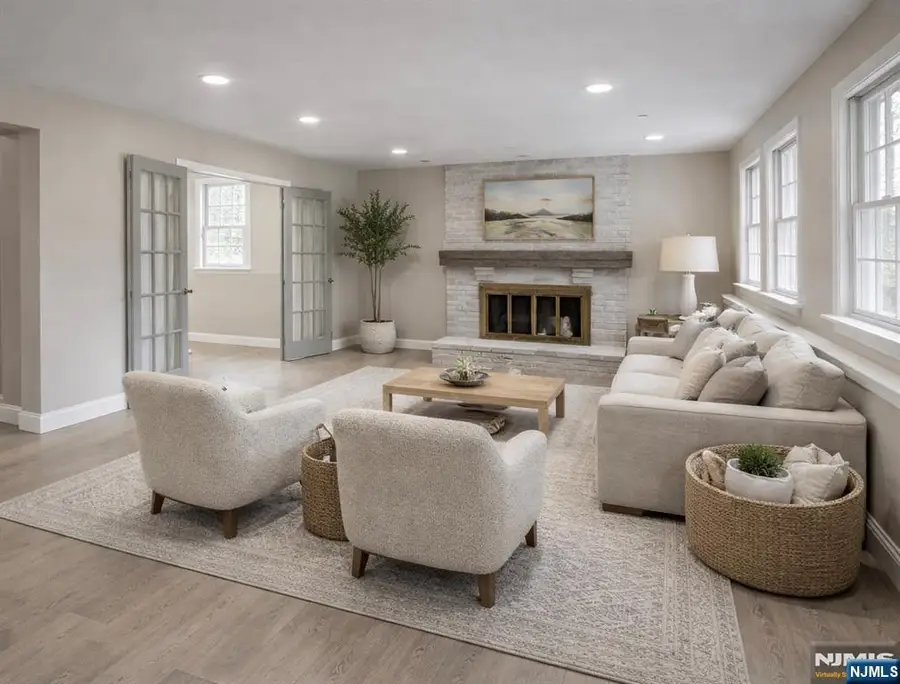 850 Ridgewood Avenue, Oradell, NJ 07649 - #2