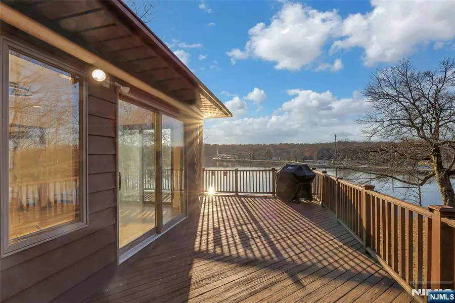 10 W Lake Drive, Wayne, NJ 07470 - #2