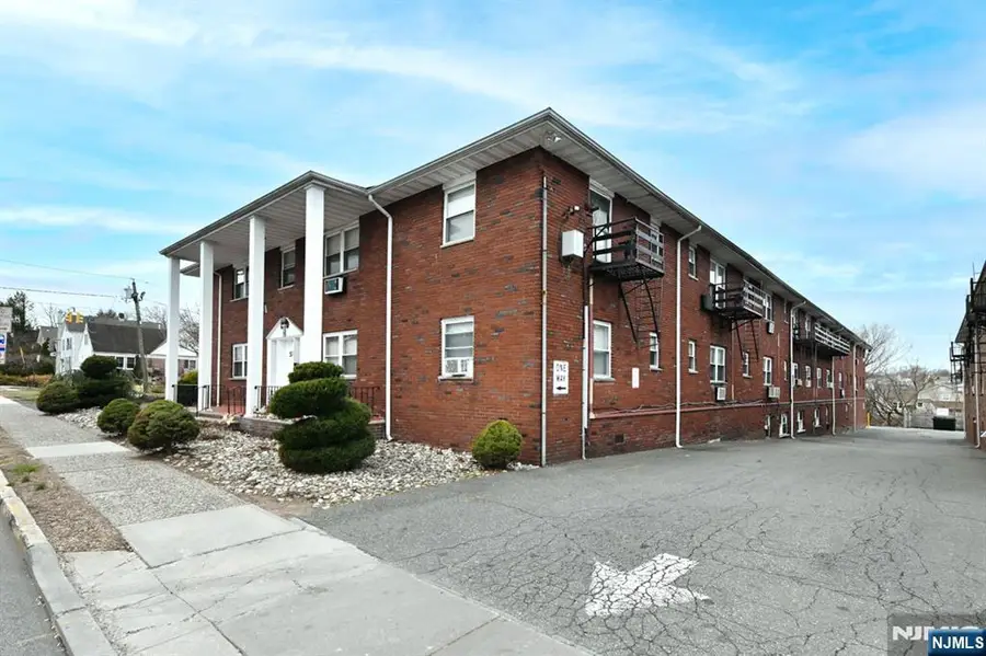 511 Franklin Avenue C6, Belleville, NJ 07109 - #3