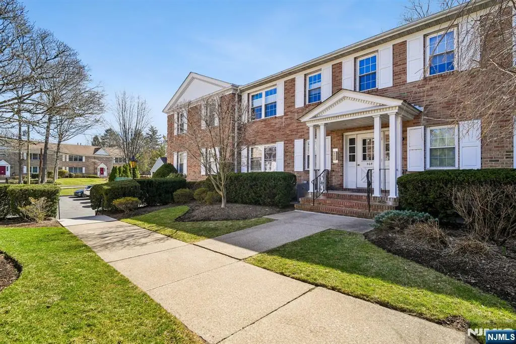 364 Ridgewood Avenue 3, Ridgewood, NJ 07450 - #1