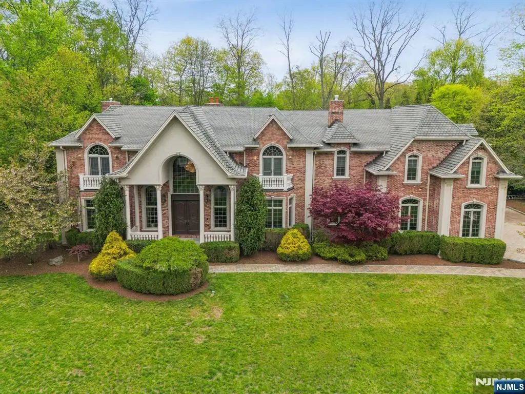 35 Echo Ridge Road, Upper Saddle River, NJ 07458 - #1