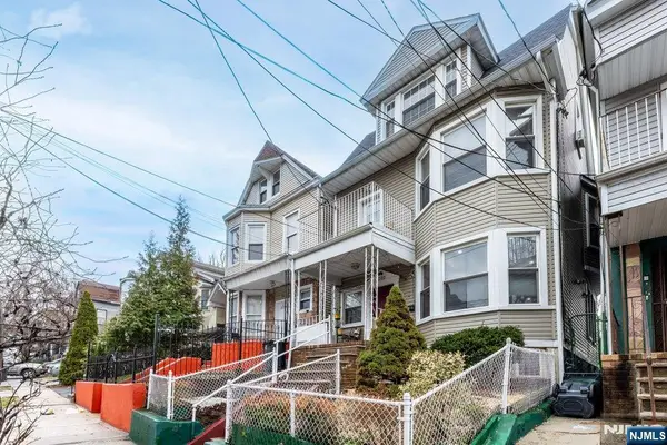 102 Treacy Avenue, Newark, NJ 07108