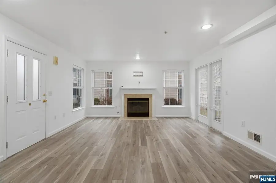 116 Chariot Court 116, Piscataway, NJ 08854 - #3