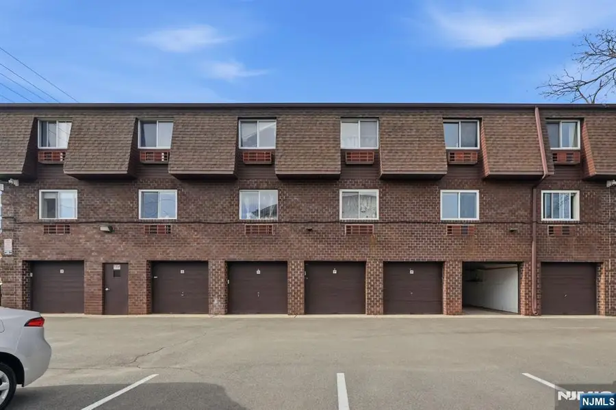 9 Vreeland Street 2F, Hackensack, NJ 07601 - #2