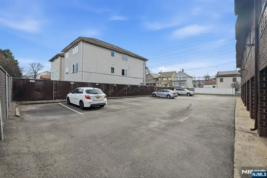 9 Vreeland Street 2F, Hackensack, NJ 07601 - #3