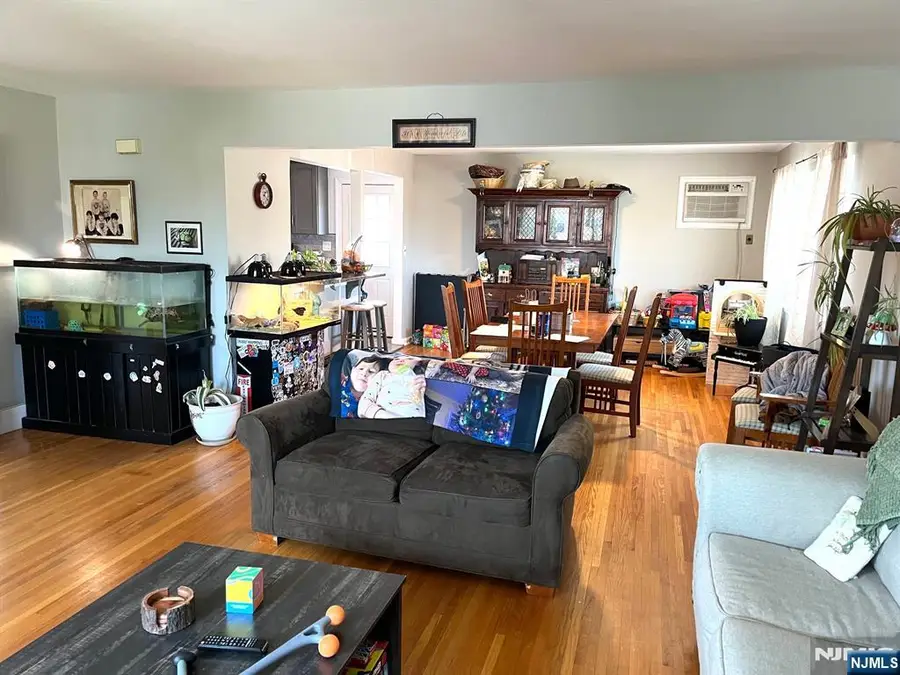 15 Vogt Lane, Little Ferry, NJ 07643 - #3