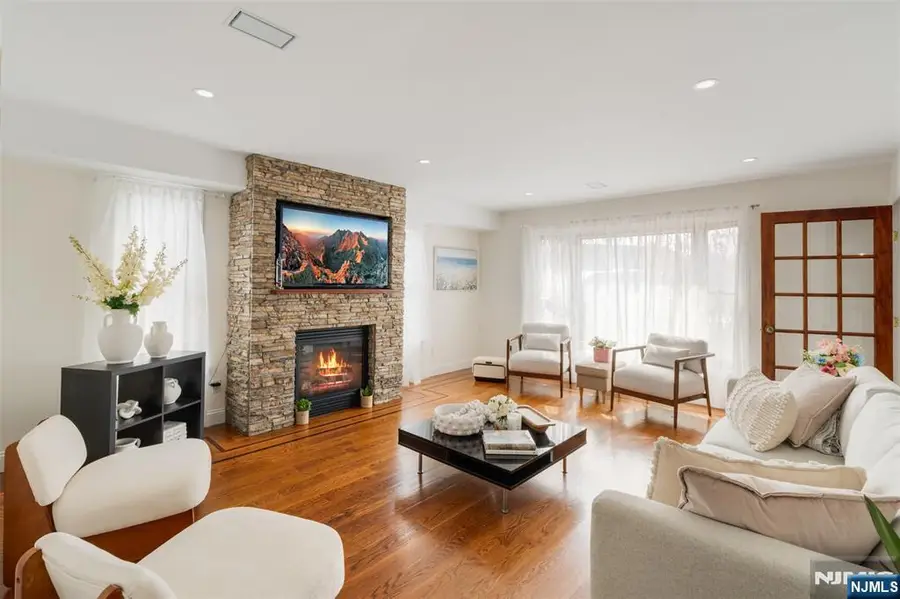 8 Dean, Rutherford, NJ 07070 - #2