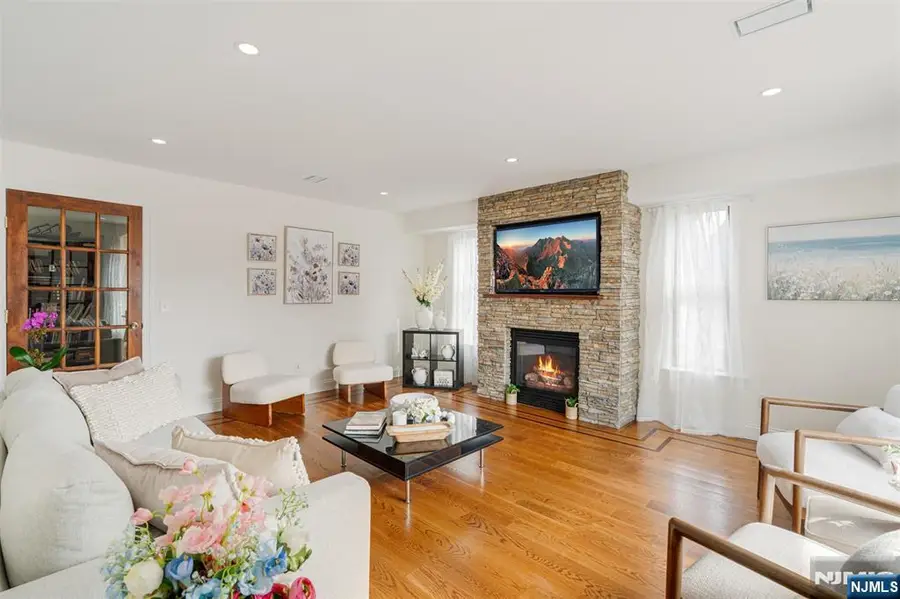 8 Dean, Rutherford, NJ 07070 - #3