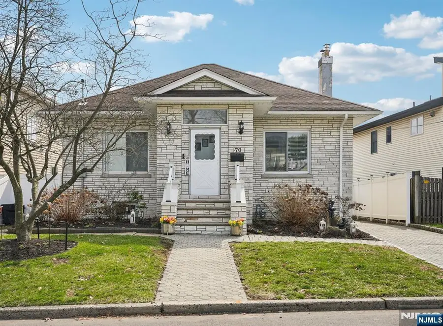 70 Delford Avenue, Bergenfield, NJ 07621 - #2