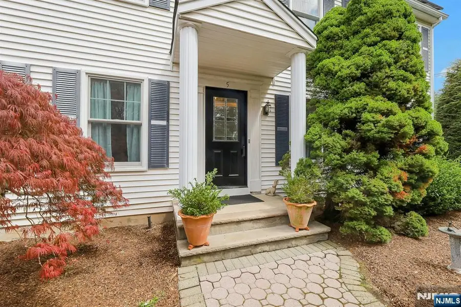5 Hilltop Road, Mahwah, NJ 07430 - #2