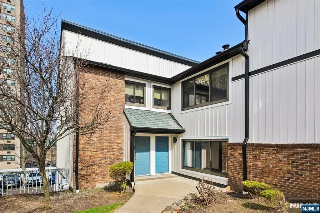 1431 John Street, Fort Lee, NJ 07024 - #1