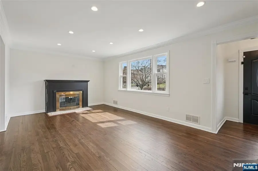 369 Maywood Avenue, Maywood, NJ 07607 - #2