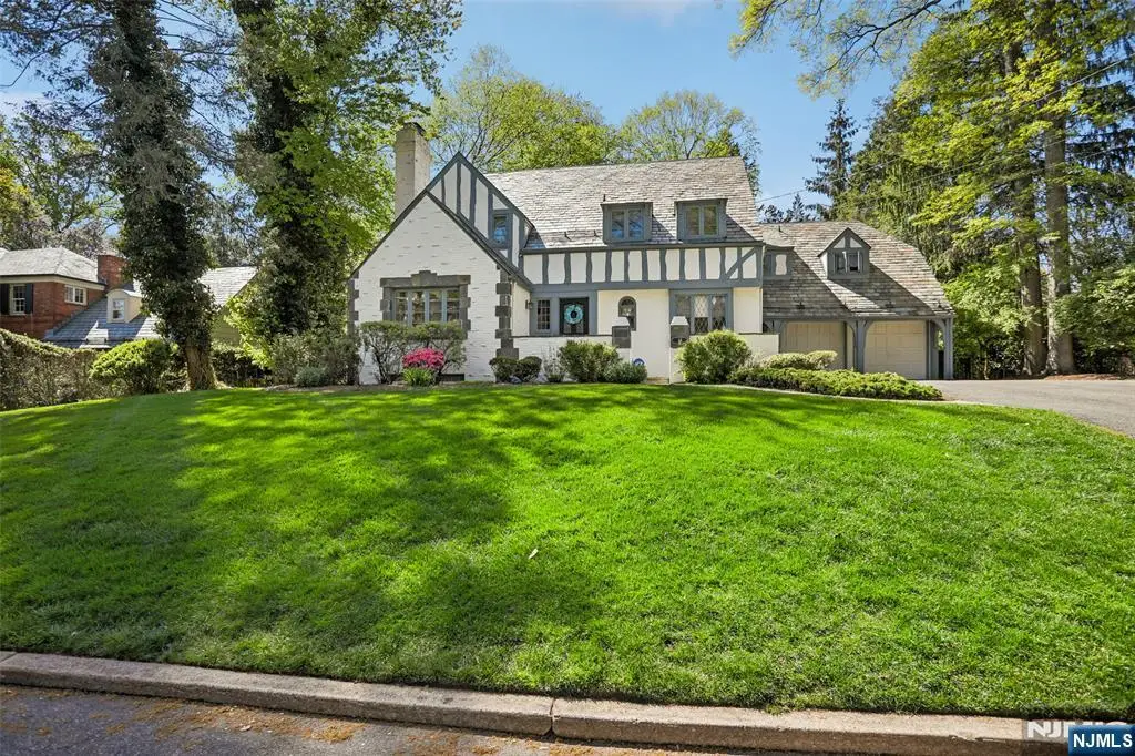 45 Wyncote Road, Ho Ho Kus, NJ 07423 - #1