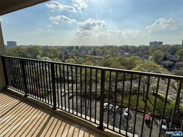6 Horizon Road 906, Fort Lee, NJ 07024
