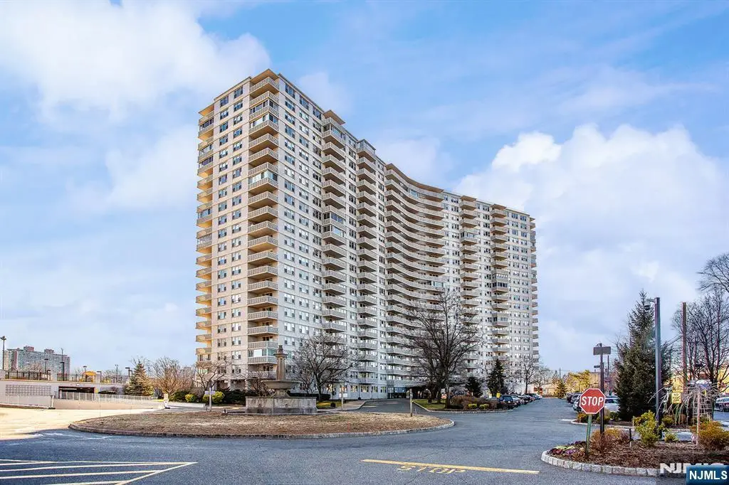 2000 Linwood Avenue 14N, Fort Lee, NJ 07024 - #1