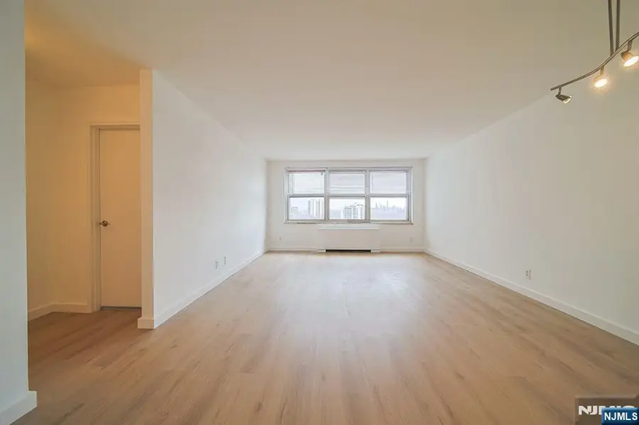 2000 Linwood Avenue 14N, Fort Lee, NJ 07024 - #2