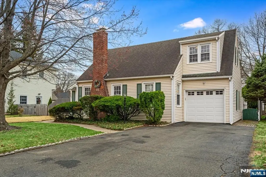 27 Prospect Avenue, Pompton Plains, NJ 07444 - #1