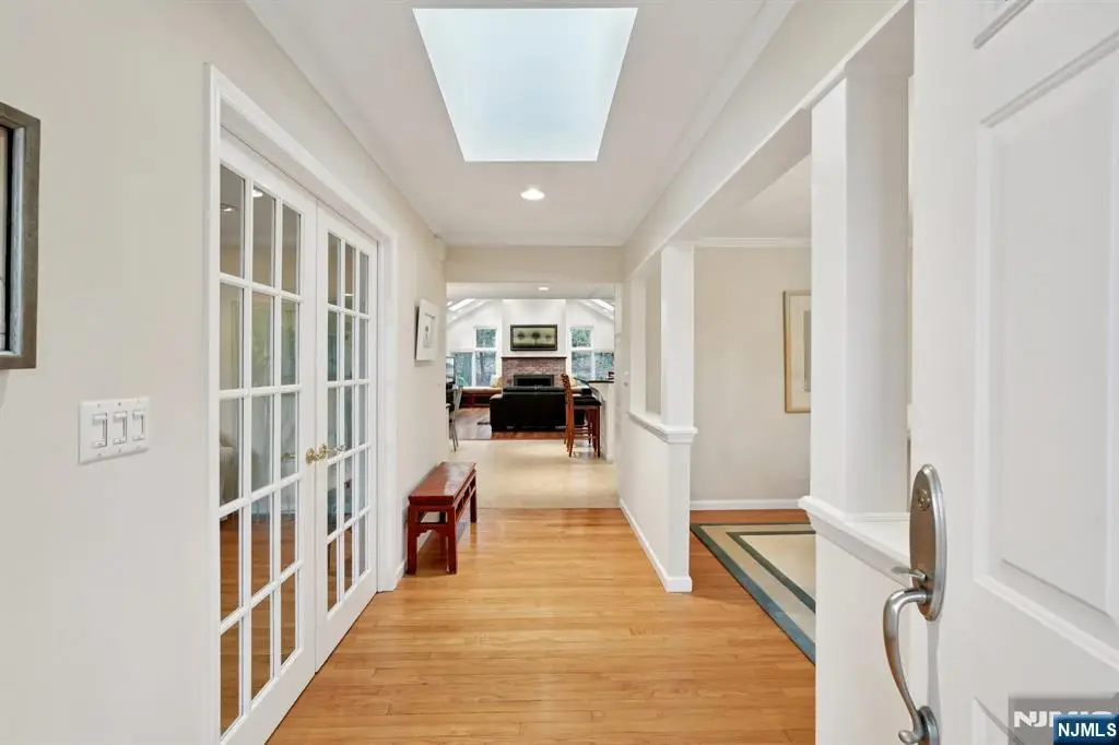 27 Oak Place, Caldwell, NJ 07006 - #1