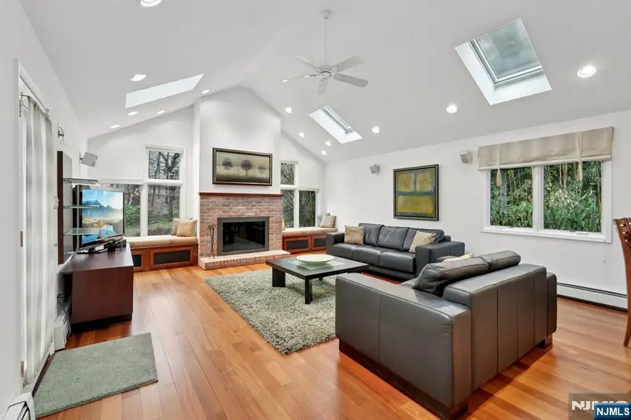 27 Oak Place, Caldwell, NJ 07006 - #2