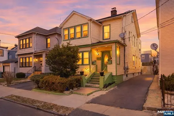 180 Berkshire Place, Irvington, NJ 07111